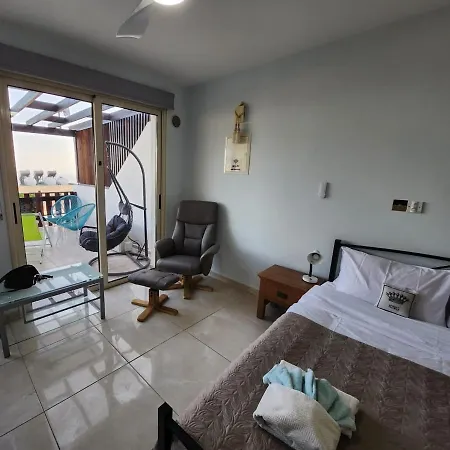 Panoramic Hilltops A04 *