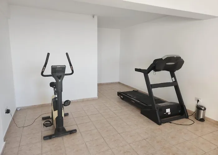 Panoramic Hilltops A04