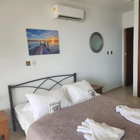 Panoramic Hilltops A04 דירה